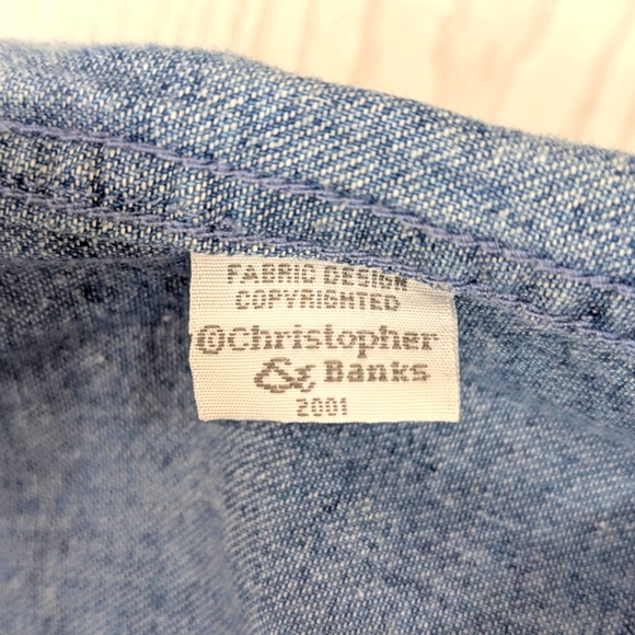 Christopher and Banks Snowman Shirt Women's Size Medium Embroidered Button Up - Picture 10 of 14